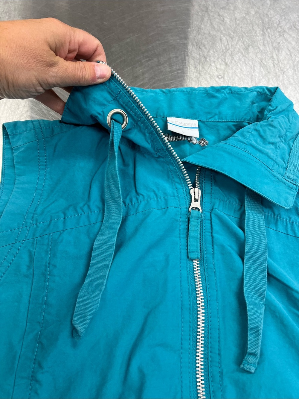 Columbia Women's Sleeveless Zip Vest - Bright Turquoise Large - Picture 5 of 12